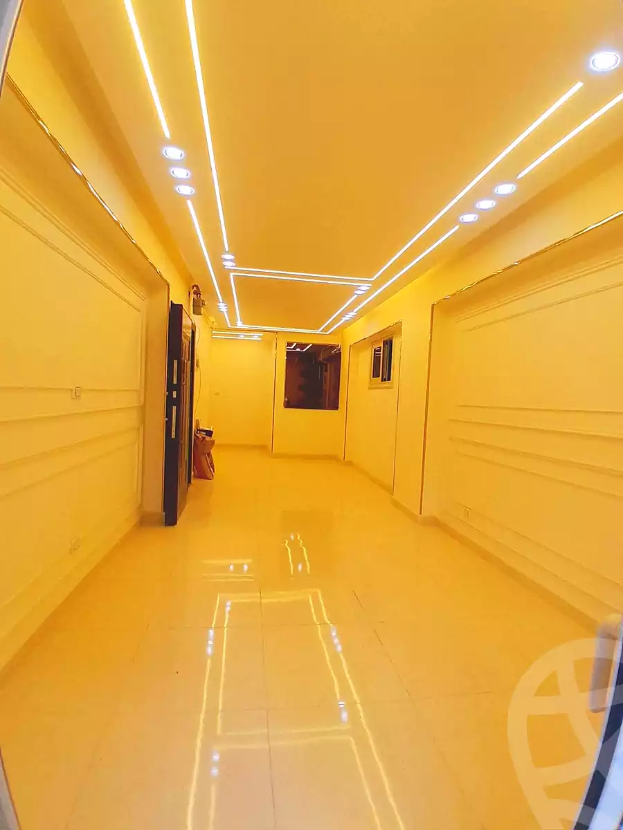 https://aqarmap.com.eg/ar/listing/6907164-for-sale-alexandria-sydy-bshr-sydy-bshr-bhry