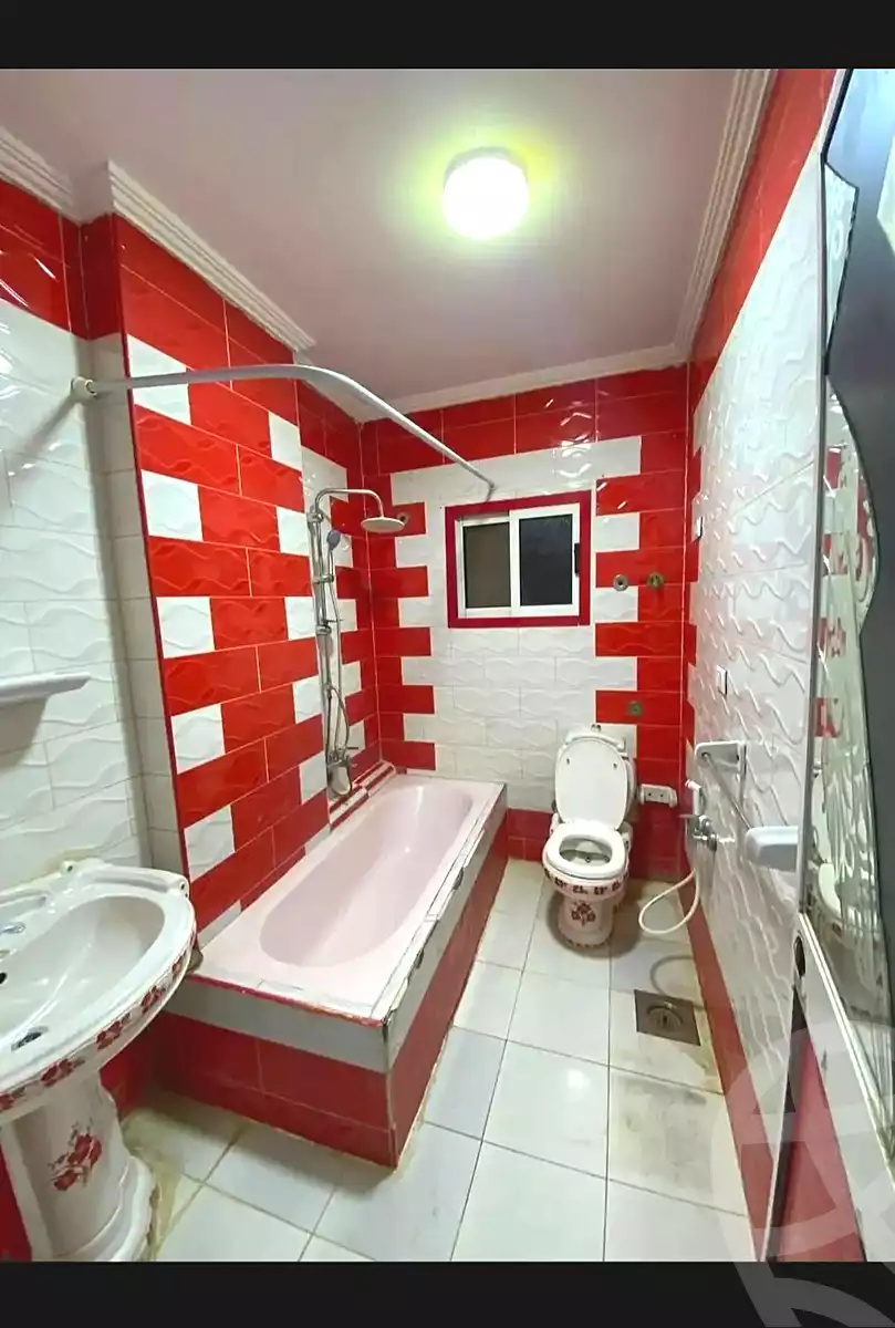 https://aqarmap.com.eg/ar/listing/6907307-for-sale-alexandria-al-agamy-lbytsh-ain-shams-st