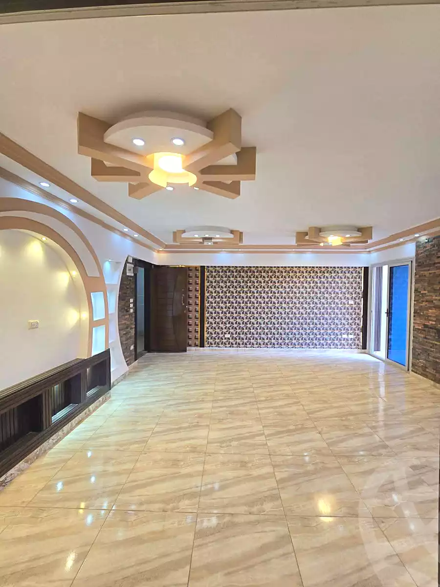 https://aqarmap.com.eg/ar/listing/6907516-for-sale-alexandria-el-asafra-l-sfr-bhry-atlas-st