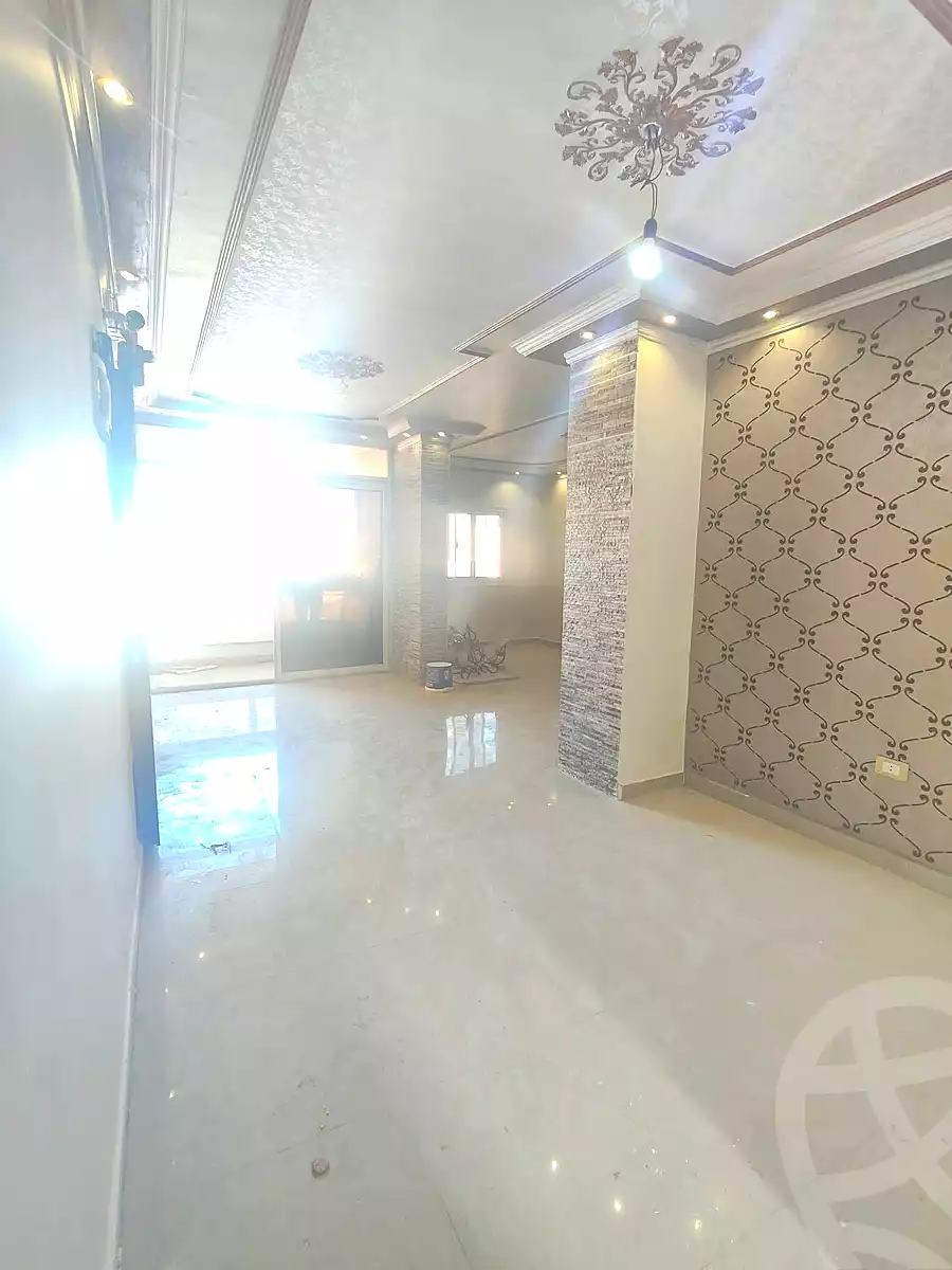 https://aqarmap.com.eg/ar/listing/6907619-for-sale-alexandria-sydy-bshr-sydy-bshr-bhry-sidi-beshr-mosque-st