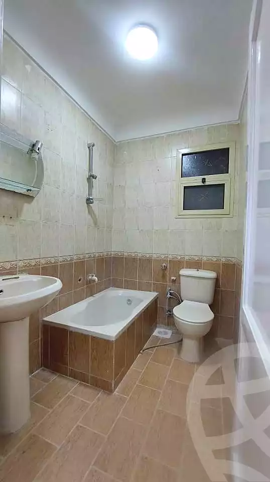 https://aqarmap.com.eg/en/listing/6907777-for-sale-alexandria-lsywf-el-falki