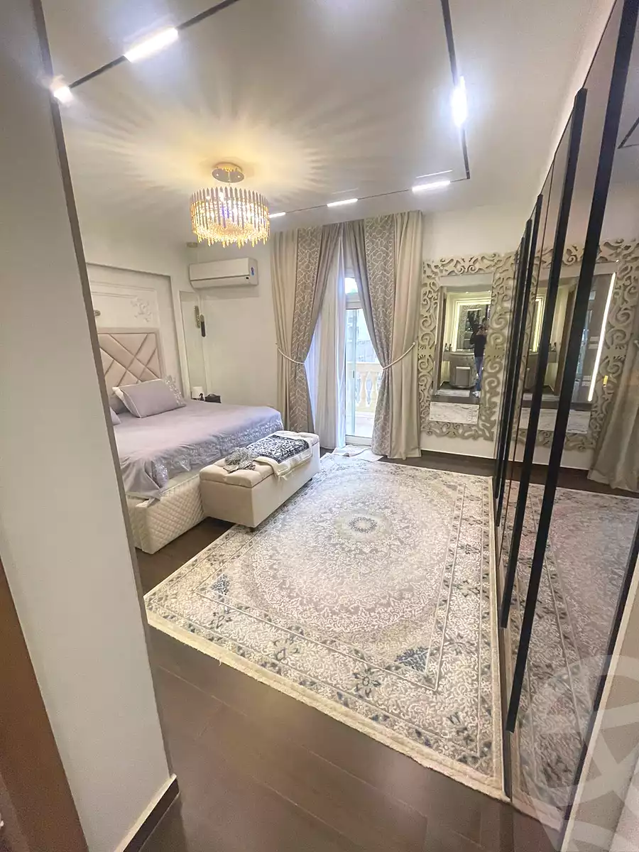 https://aqarmap.com.eg/ar/listing/6907989-for-sale-cairo-new-cairo-el-ahyaa-first-neighborhood-street-1