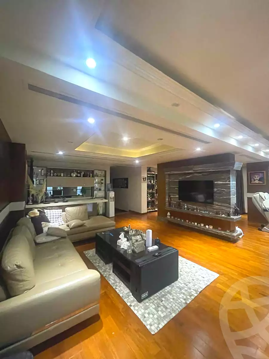 https://aqarmap.com.eg/en/listing/6907996-for-sale-cairo-new-cairo-compounds-mirage-city
