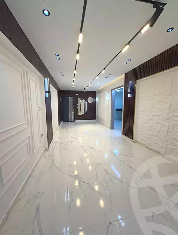 https://aqarmap.com.eg/ar/listing/6908013-for-sale-alexandria-al-agamy-lbytsh-zayed-st