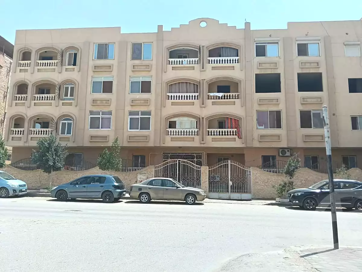 https://aqarmap.com.eg/en/listing/6908259-for-sale-cairo-6th-of-october-el-ahyaa-neighborhood-5th-street-36