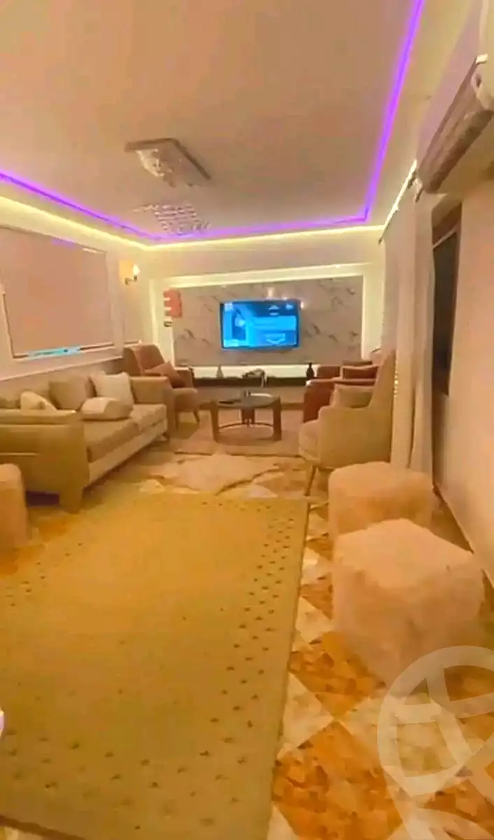 https://aqarmap.com.eg/en/listing/6908672-for-sale-cairo-helwan-lazoghli-st