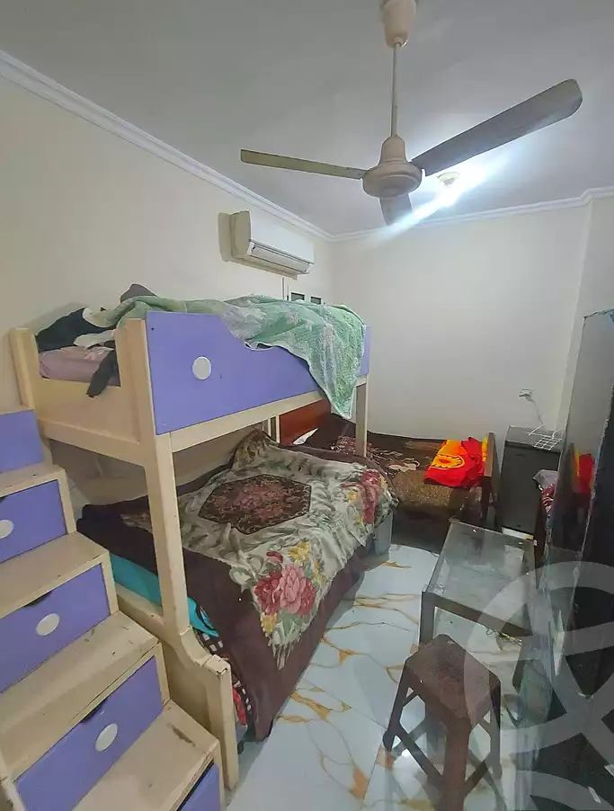 https://aqarmap.com.eg/en/listing/6908908-for-sale-cairo-helwan-el-shareaa-el-sharby-st