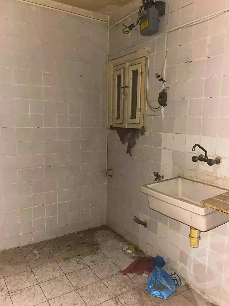 https://aqarmap.com.eg/ar/listing/6908919-for-sale-alexandria-al-agamy-lbytsh-al-andalous-wa-al-hgaz-st
