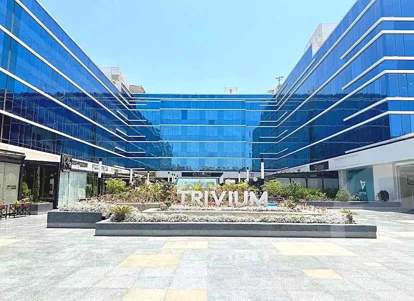 https://aqarmap.com.eg/ar/listing/6908920-for-rent-cairo-new-cairo-compounds-tryfywm-skwyr-mwl-nm-llttwyr