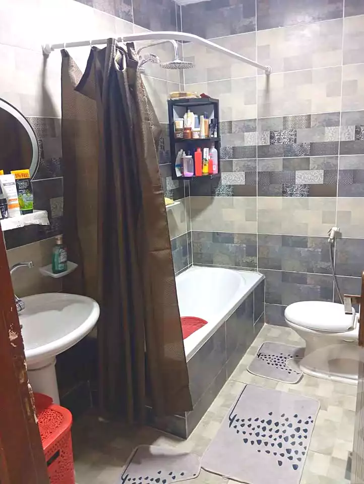 https://aqarmap.com.eg/en/listing/6909167-for-sale-alexandria-al-agamy-ibrahim-el-aowam-st