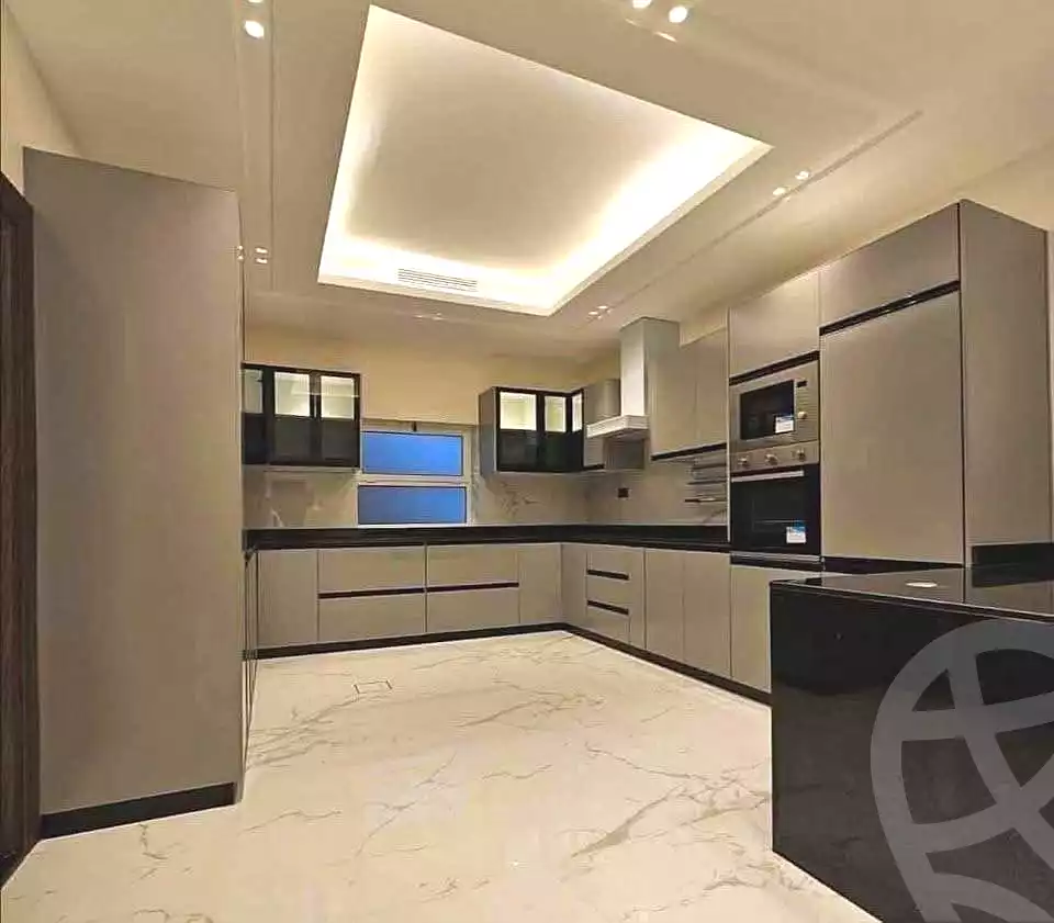 https://aqarmap.com.eg/ar/listing/6909455-for-sale-cairo-new-cairo-compounds-zyd-yst