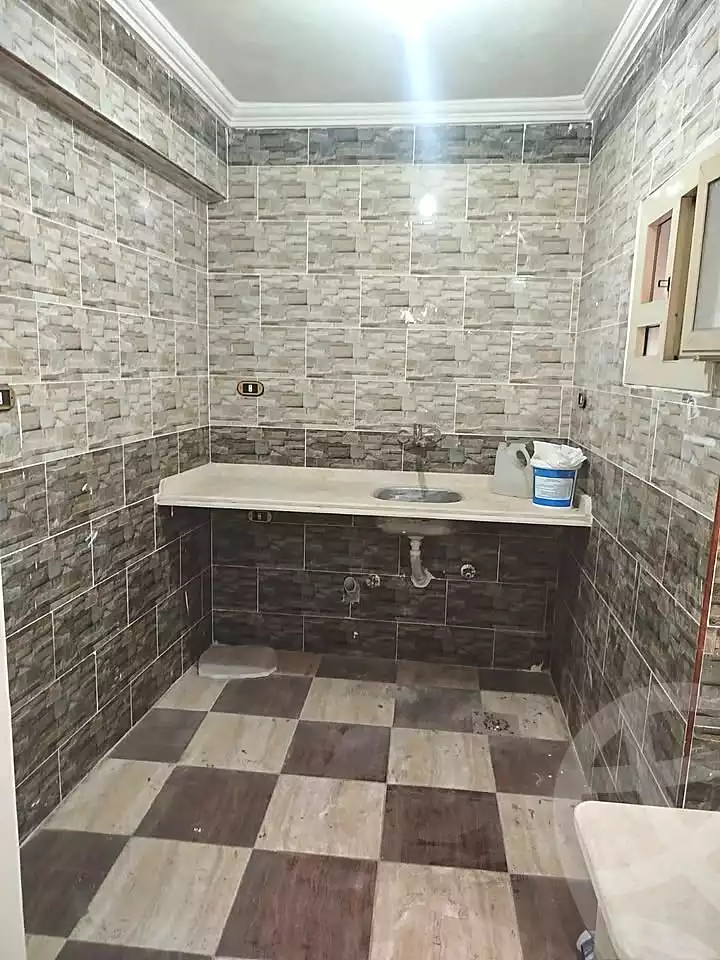 https://aqarmap.com.eg/en/listing/6909780-for-rent-alexandria-al-agamy-bw-ywsf