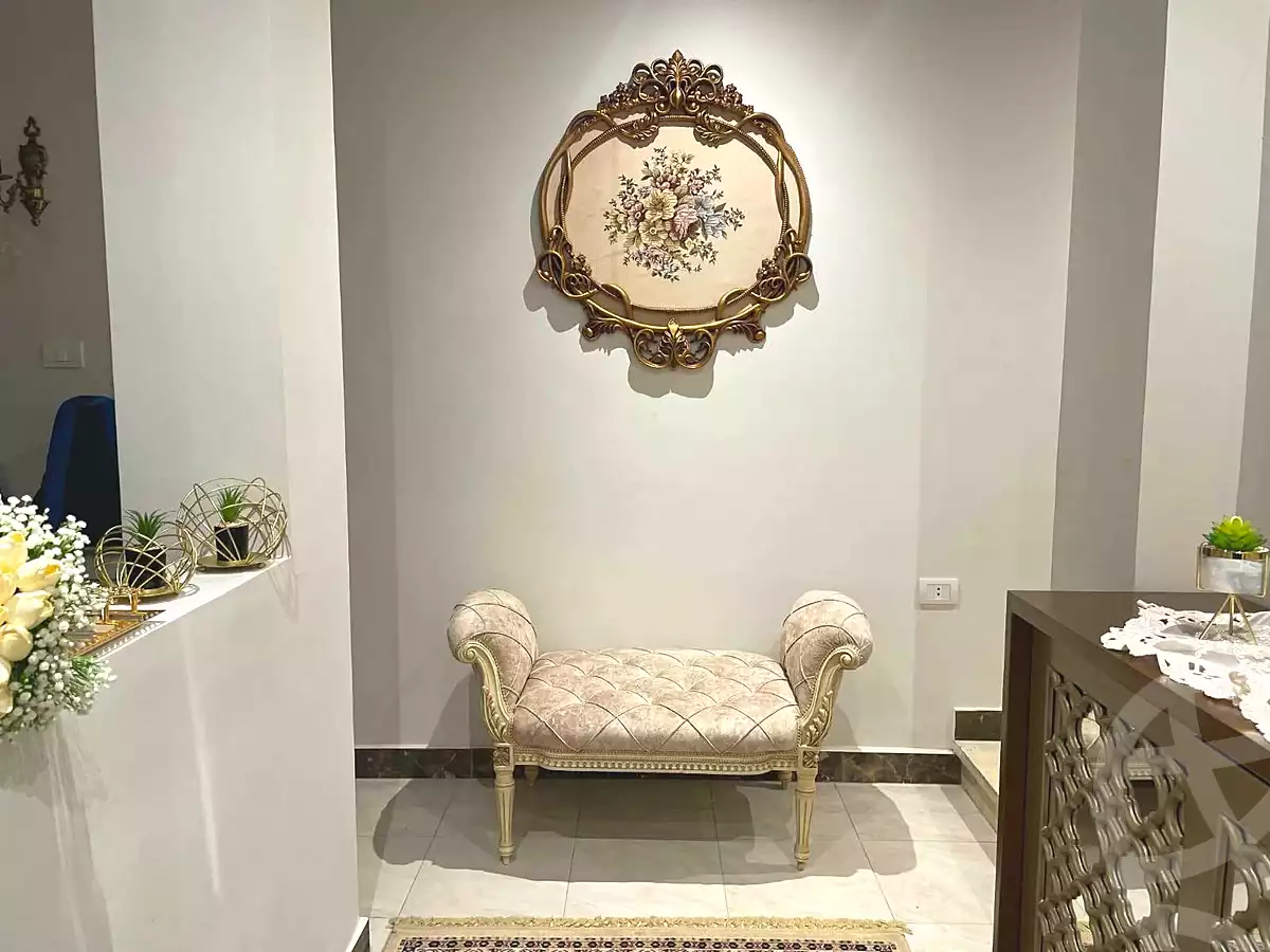 https://aqarmap.com.eg/ar/listing/6910433-for-sale-cairo-heliopolis-heliopolis-square-mohammed-farid-st