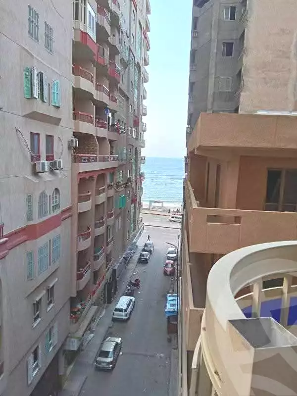 https://aqarmap.com.eg/ar/listing/6910532-for-sale-alexandria-el-asafra-shr-45