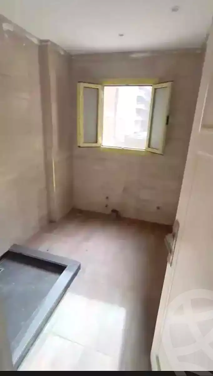 https://aqarmap.com.eg/en/listing/6911276-for-sale-alexandria-sydy-bshr-sydy-bshr-bhry-shr-mhmwd-l-yswy