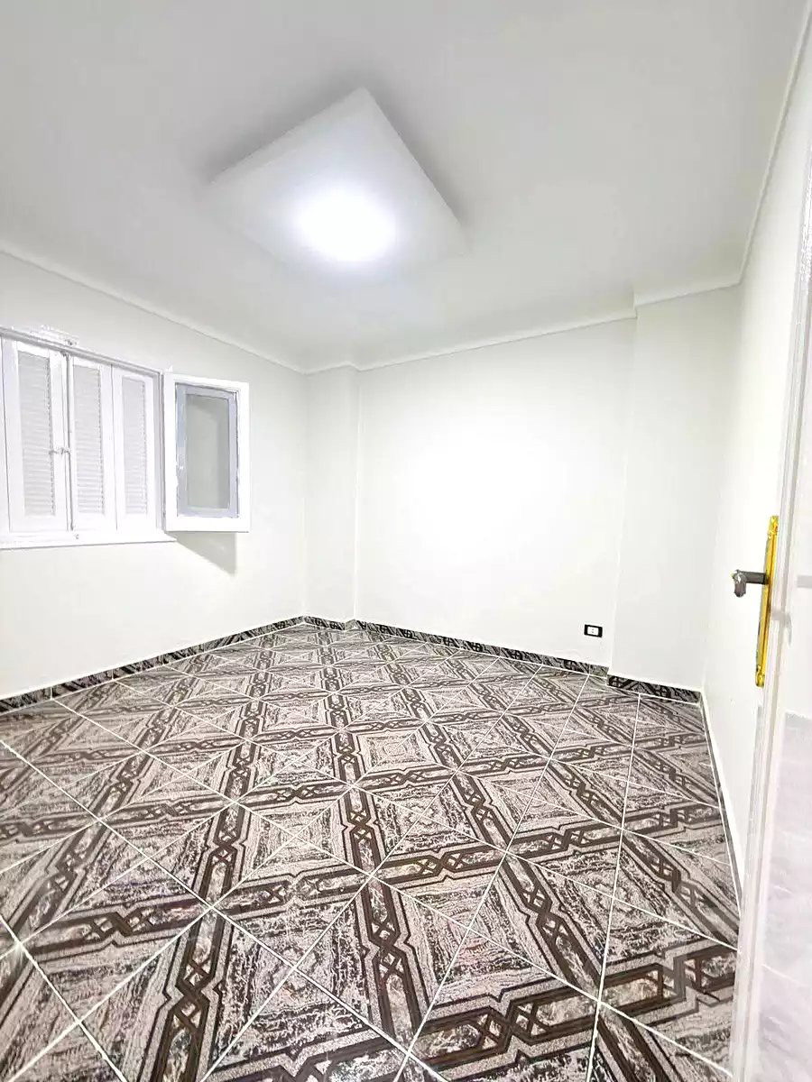 https://aqarmap.com.eg/ar/listing/6911400-for-sale-alexandria-al-agamy-shataa-el-nakheel
