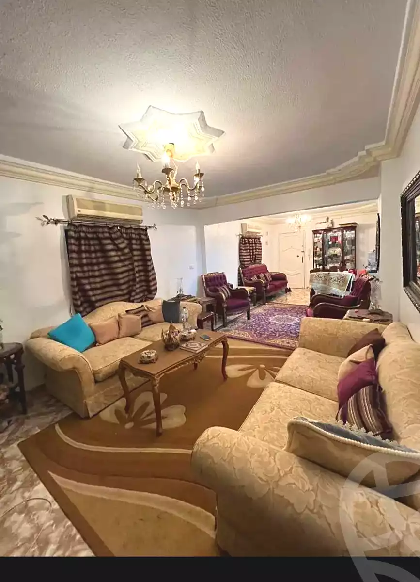 https://aqarmap.com.eg/en/listing/6911426-for-sale-alexandria-miami-farook-abd-al-wahab-st