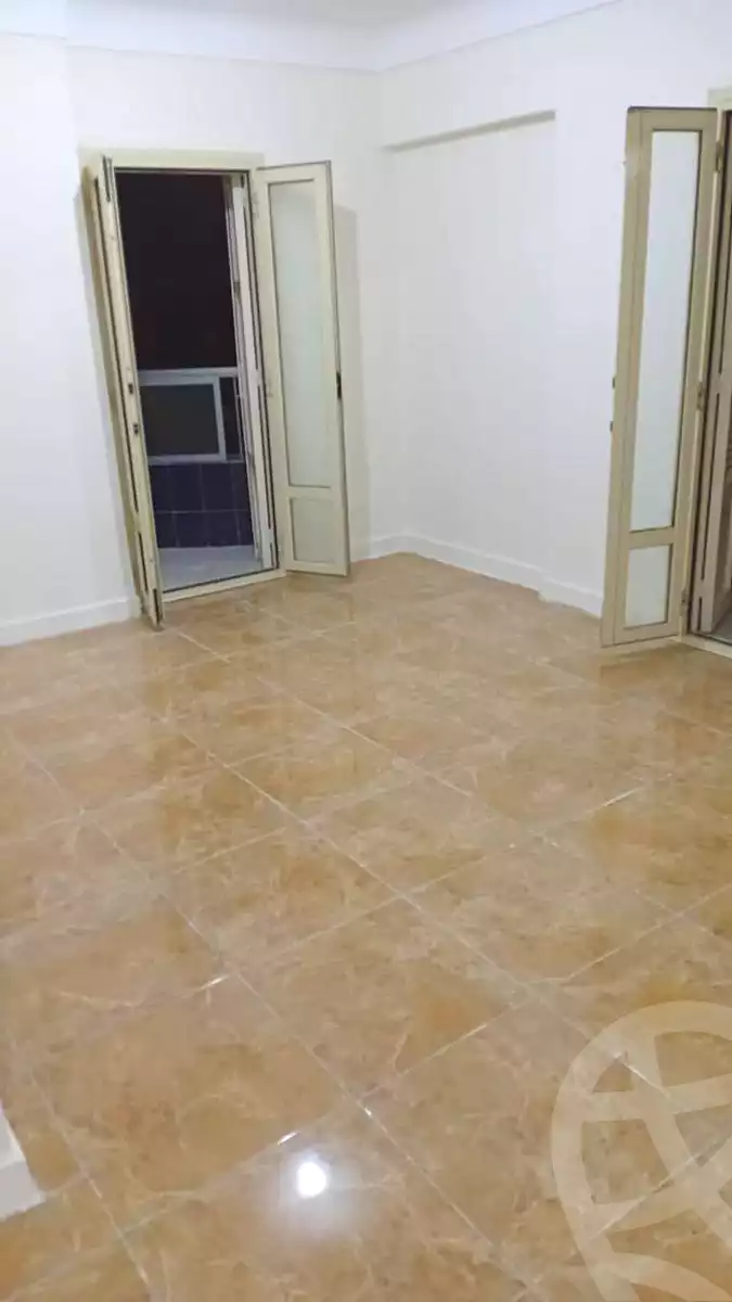 https://aqarmap.com.eg/ar/listing/6911821-for-sale-alexandria-bakoos-el-souk-station-st