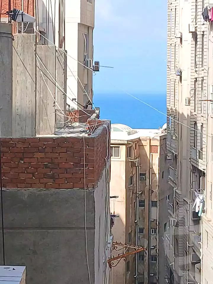 https://aqarmap.com.eg/en/listing/6912442-for-sale-alexandria-el-mandara-alex-el-mandara-bahri-sidi-kamal-st