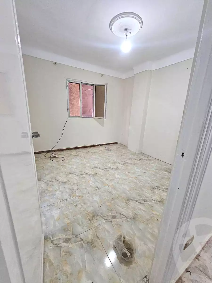 https://aqarmap.com.eg/ar/listing/6912629-for-sale-alexandria-al-agamy-el-hanouvel-radwan-st