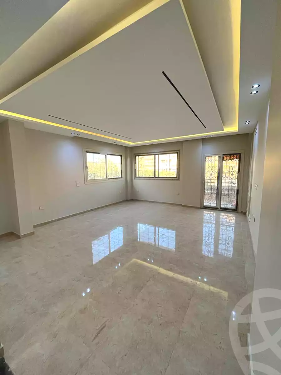 https://aqarmap.com.eg/ar/listing/6913181-for-sale-cairo-el-sheikh-zayed-city-compounds-kmbwnd-fyldj-wyst-dr-llttwyr