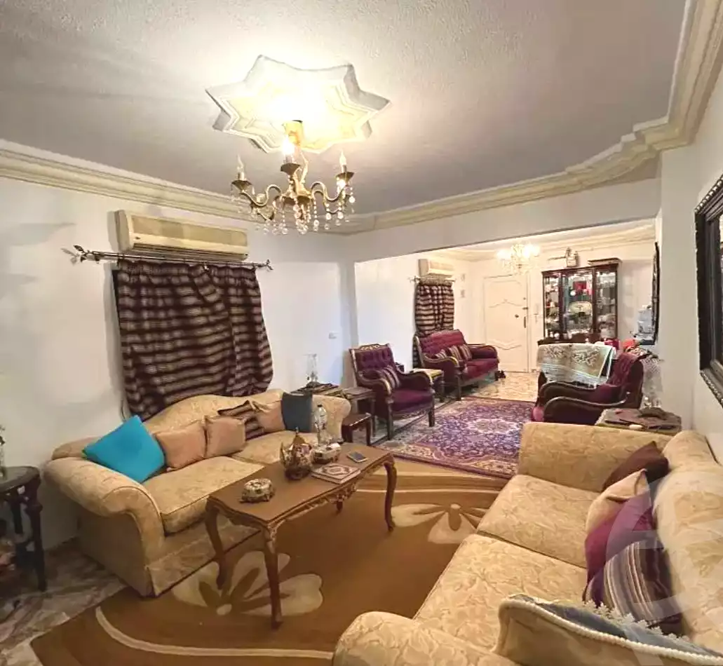 https://aqarmap.com.eg/ar/listing/6913383-for-sale-alexandria-sydy-bshr-sydy-bshr-bhry-farook-abd-al-wahab-st