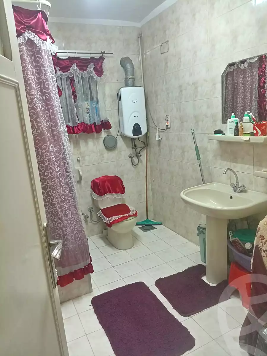 https://aqarmap.com.eg/en/listing/6913917-for-sale-cairo-hadayek-el-koba-ahmed-zaki-st