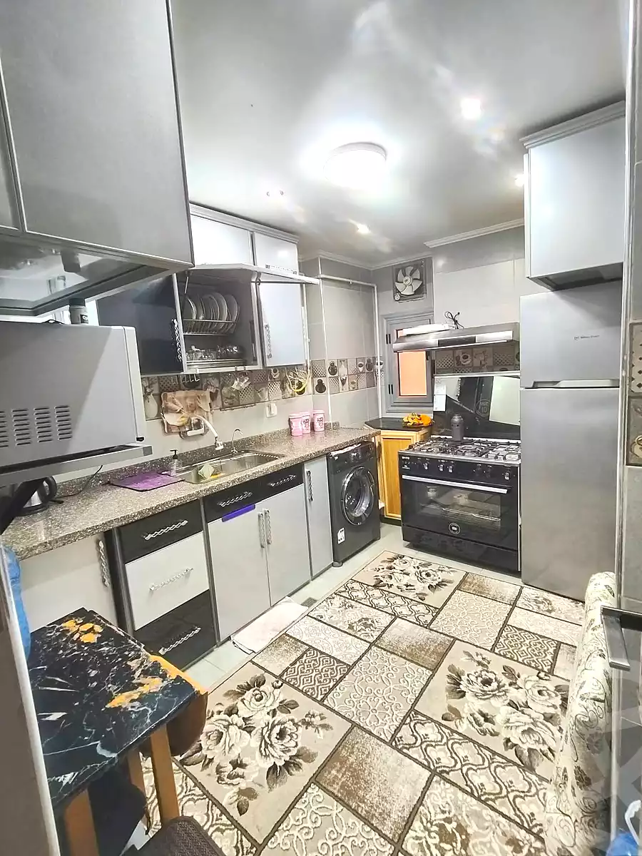 https://aqarmap.com.eg/en/listing/6914018-for-sale-alexandria-sydy-bshr