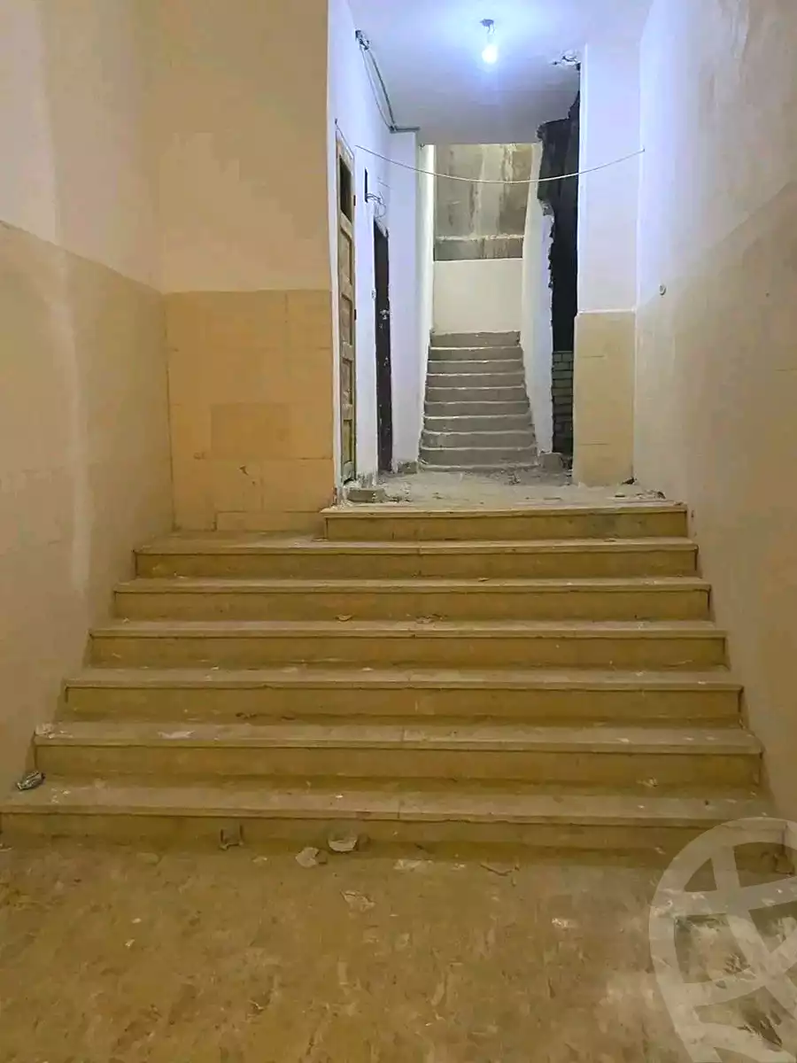 https://aqarmap.com.eg/ar/listing/6914027-for-sale-alexandria-al-agamy-el-hanouvel