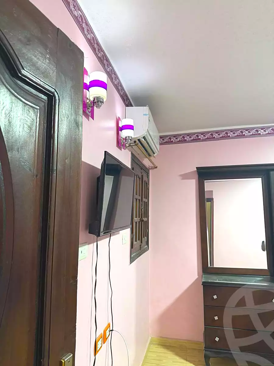 https://aqarmap.com.eg/ar/listing/6914128-for-rent-cairo-helwan-hadayek-helwan-nile-corniche-st