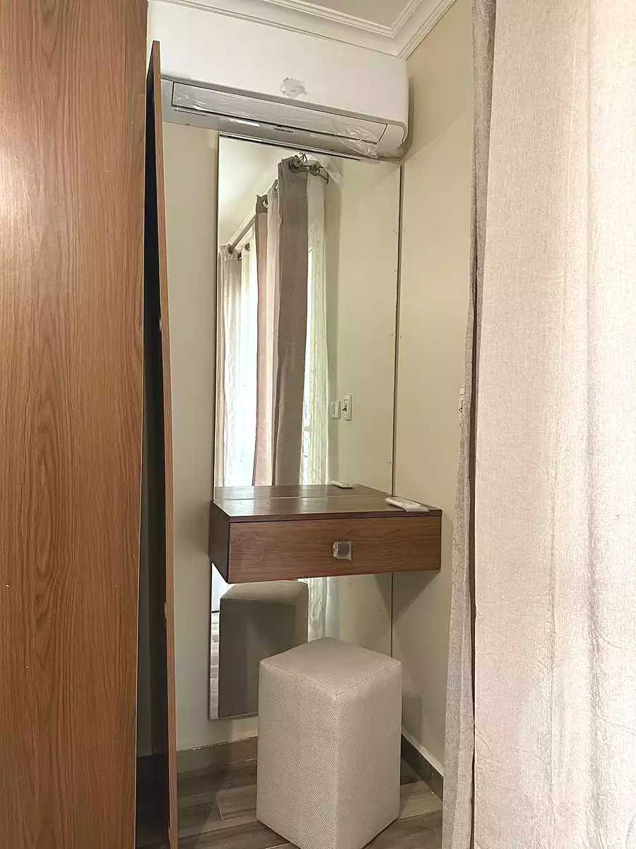 https://aqarmap.com.eg/en/listing/6914353-for-rent-cairo-el-sheikh-zayed-city-compounds-jn-2