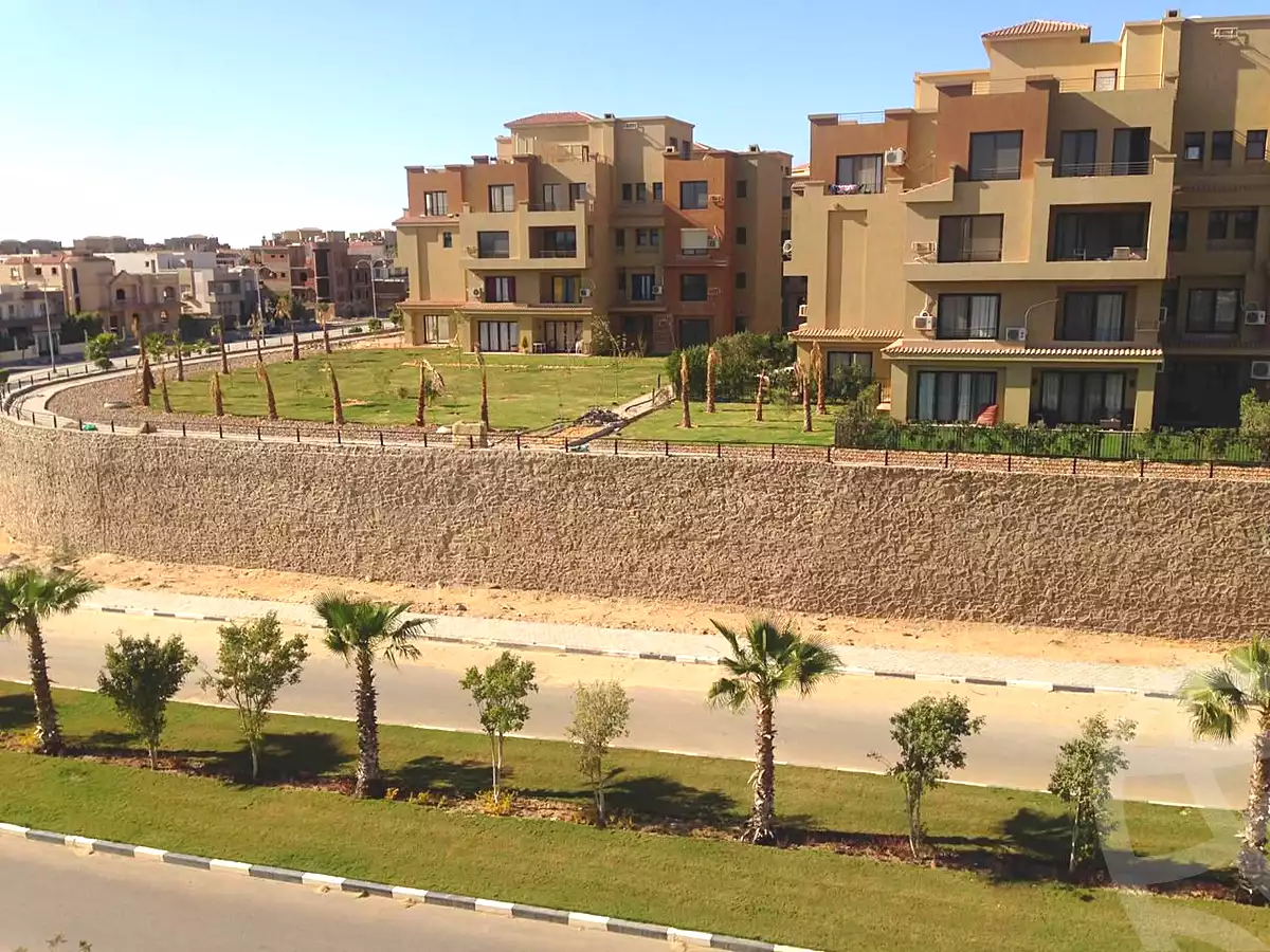 https://aqarmap.com.eg/en/listing/6914369-for-rent-cairo-el-sheikh-zayed-city-compounds-beverly-hills