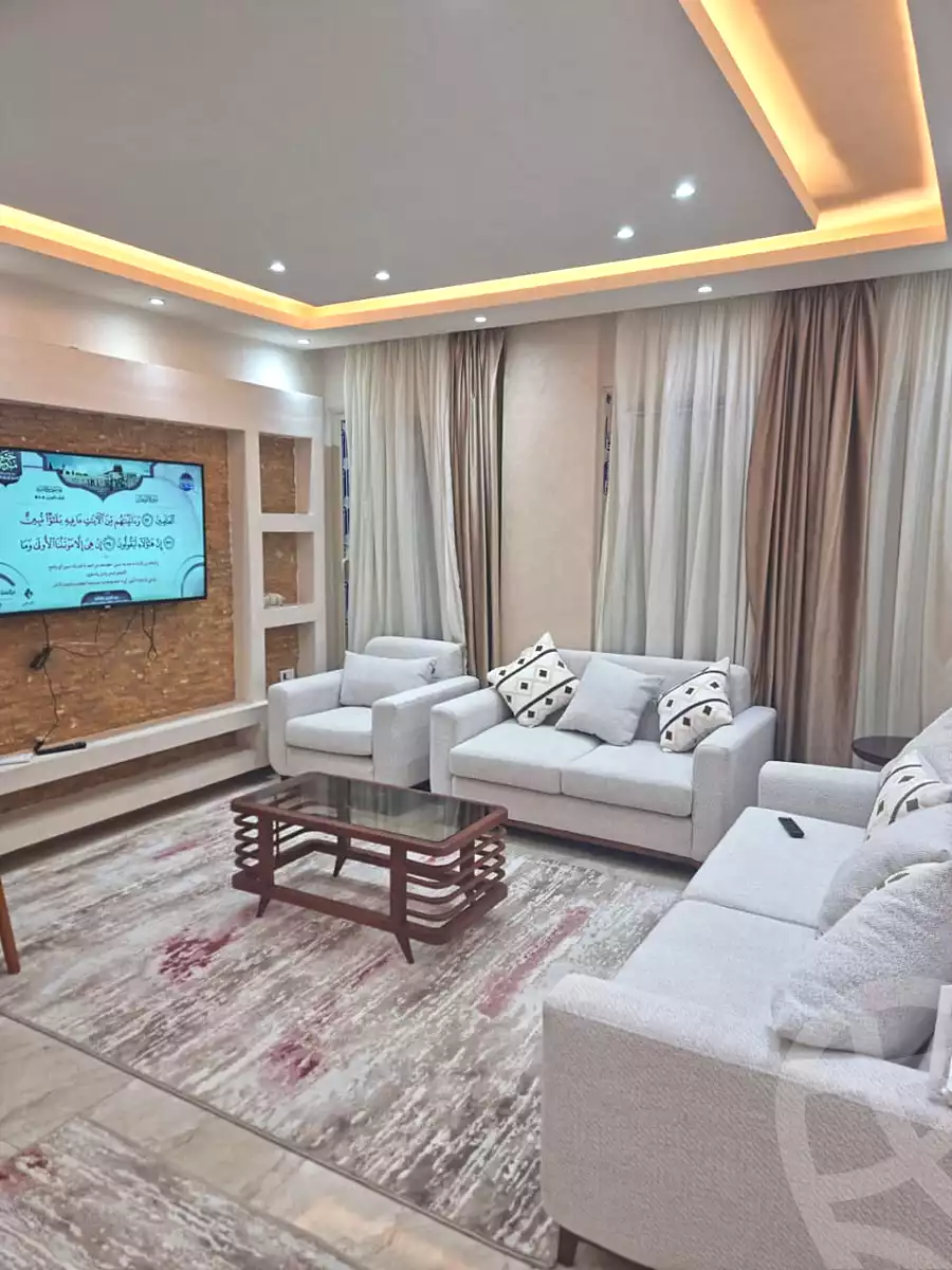 https://aqarmap.com.eg/en/listing/6914716-for-rent-cairo-el-sheikh-zayed-city-compounds-jn-1
