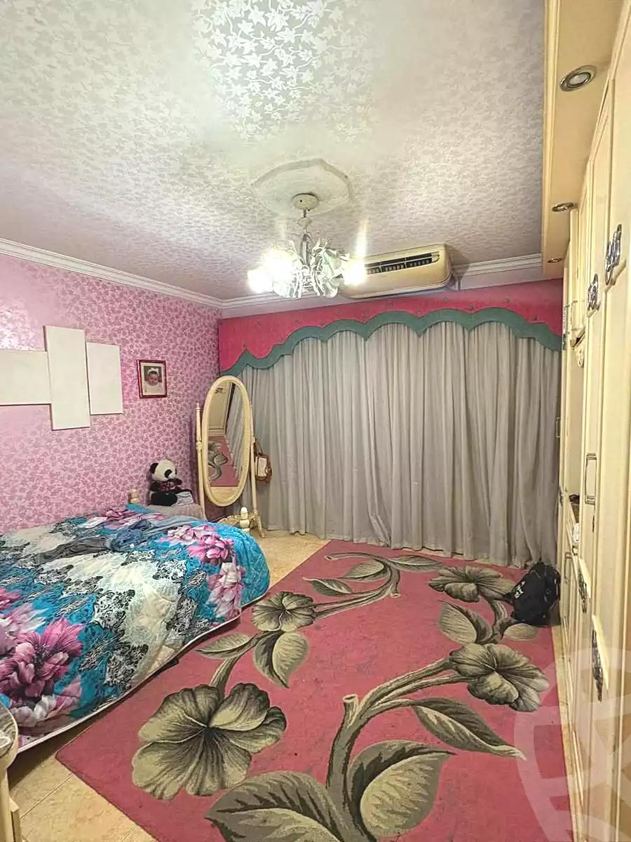 https://aqarmap.com.eg/en/listing/6915106-for-sale-cairo-el-sayyeda-zeinab-port-said-st