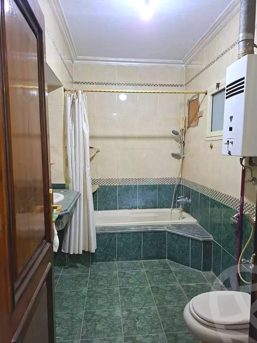 https://aqarmap.com.eg/ar/listing/6915200-for-sale-cairo-helwan-mohamed-sayed-ahmed-st