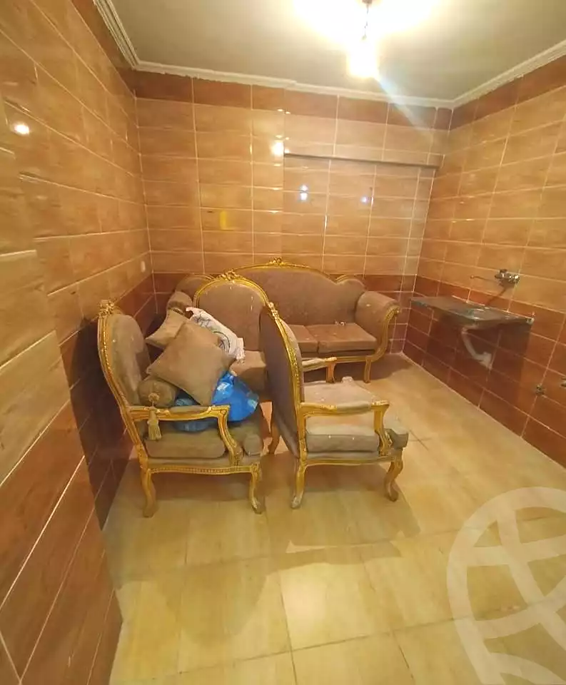 https://aqarmap.com.eg/en/listing/6915295-for-sale-alexandria-moharram-bey-moharram-bek-st