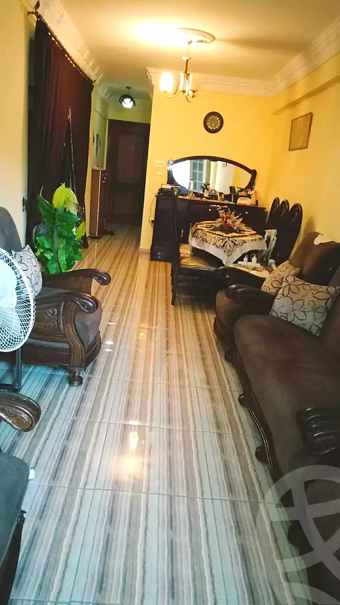 https://aqarmap.com.eg/ar/listing/6915355-for-sale-alexandria-miami-shr-jml-bd-lnsr