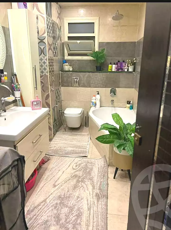 https://aqarmap.com.eg/ar/listing/6915863-for-sale-cairo-ain-shams-mnshy-lthryr