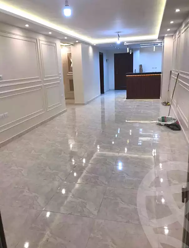https://aqarmap.com.eg/ar/listing/6916647-for-rent-alexandria-el-montazah-compounds-in-el-montazah-royal-plaza-compound-al-halawany