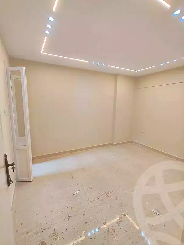 https://aqarmap.com.eg/ar/listing/6916751-for-sale-alexandria-sydy-bshr-sydy-bshr-bhry