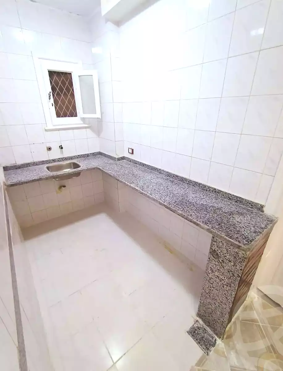 https://aqarmap.com.eg/ar/listing/6916880-for-sale-alexandria-al-agamy-shataa-el-nakheel