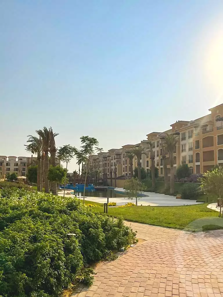 https://aqarmap.com.eg/en/listing/6917227-for-sale-cairo-new-cairo-compounds-stwn-ryzydns-by-ar-y-llttwyr