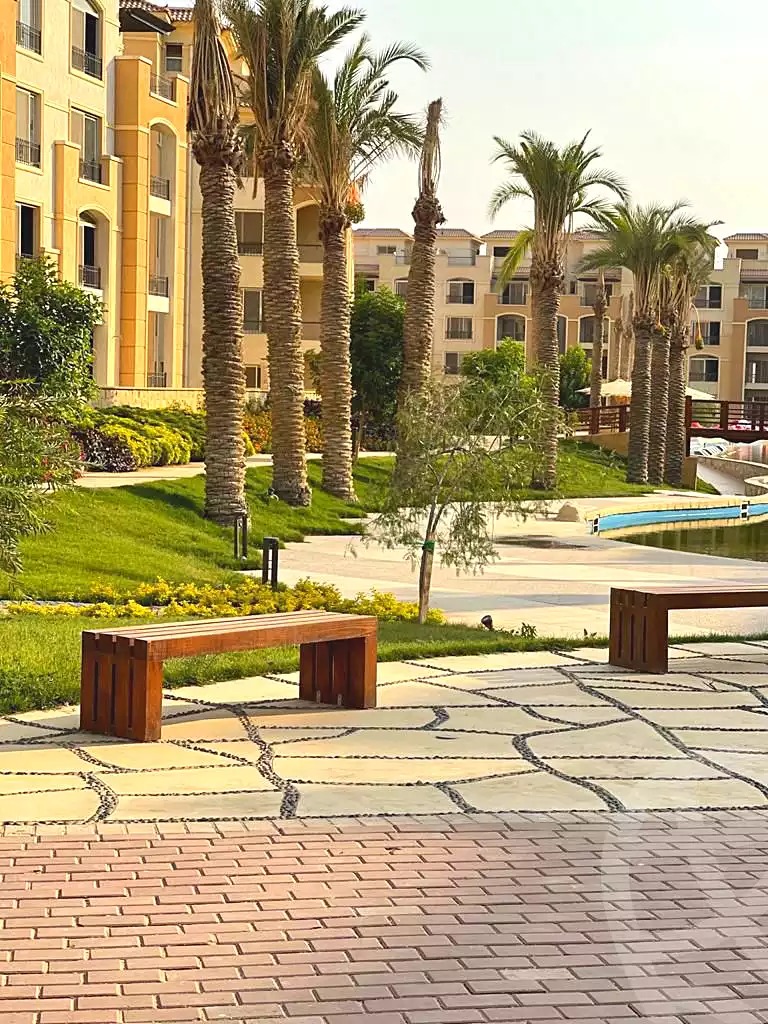 https://aqarmap.com.eg/en/listing/6917227-for-sale-cairo-new-cairo-compounds-stwn-ryzydns-by-ar-y-llttwyr