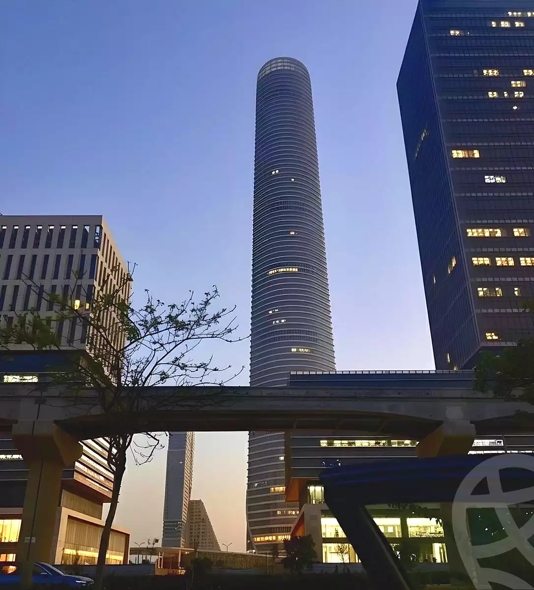 https://aqarmap.com.eg/ar/listing/6917573-for-sale-cairo-new-administrative-capital-mntq-l-ml-lmrkzyh-tj-twr