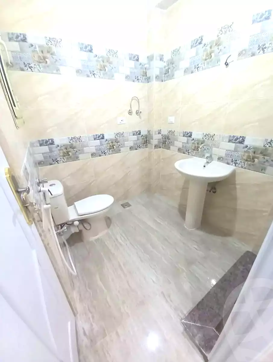 https://aqarmap.com.eg/ar/listing/6918626-for-sale-alexandria-el-mandara-shr-jml-bd-lnsr