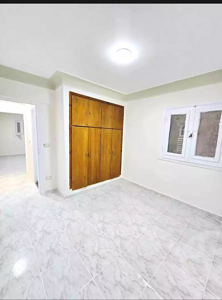 https://aqarmap.com.eg/ar/listing/6918750-for-sale-alexandria-al-agamy-shataa-el-nakheel