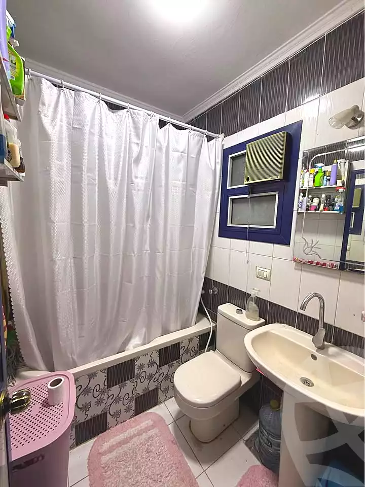 https://aqarmap.com.eg/ar/listing/6918880-for-sale-alexandria-sydy-bshr-sydy-bshr-bhry-el-shaikh-hussein-soliman-18-st