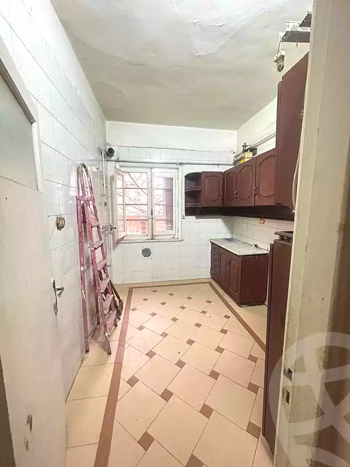 https://aqarmap.com.eg/ar/listing/6918946-for-rent-alexandria-kafr-abdo-kafr-abdou-st