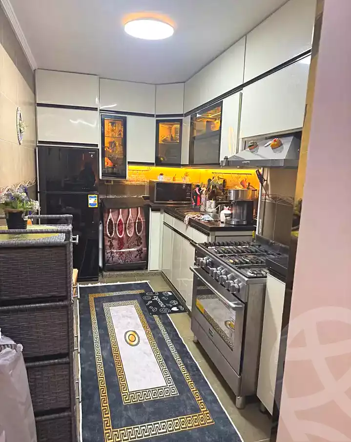 https://aqarmap.com.eg/ar/listing/6919131-for-sale-alexandria-al-agamy-bw-ywsf