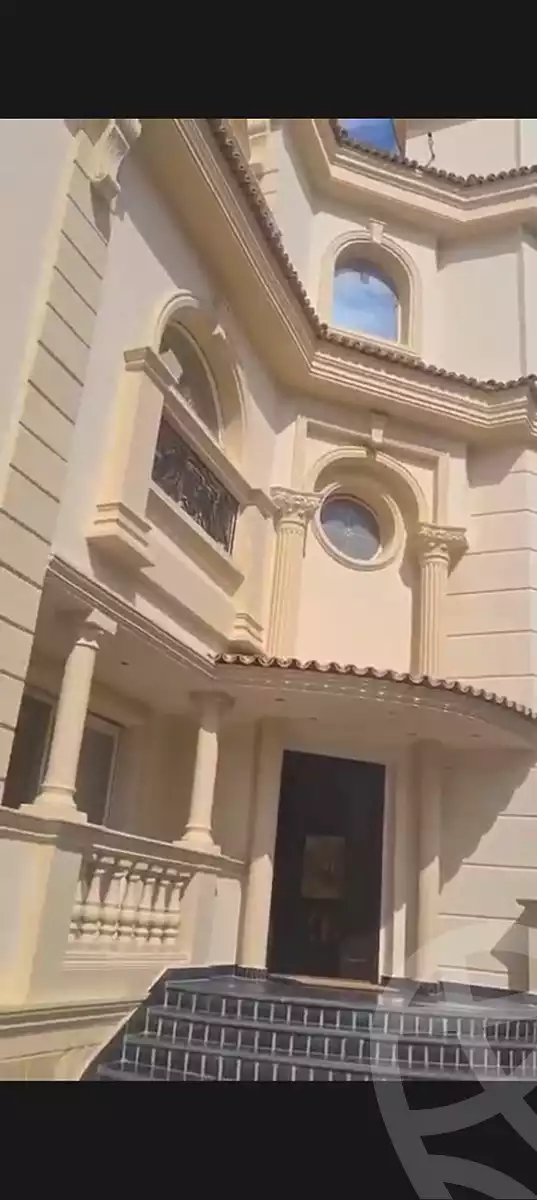 https://aqarmap.com.eg/ar/listing/6919225-for-sale-cairo-new-cairo-compounds-marina-city